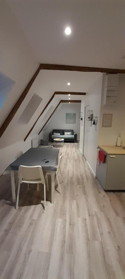 Appartement Dans Maison De 1789 Au Centre De Vitre Экстерьер фото